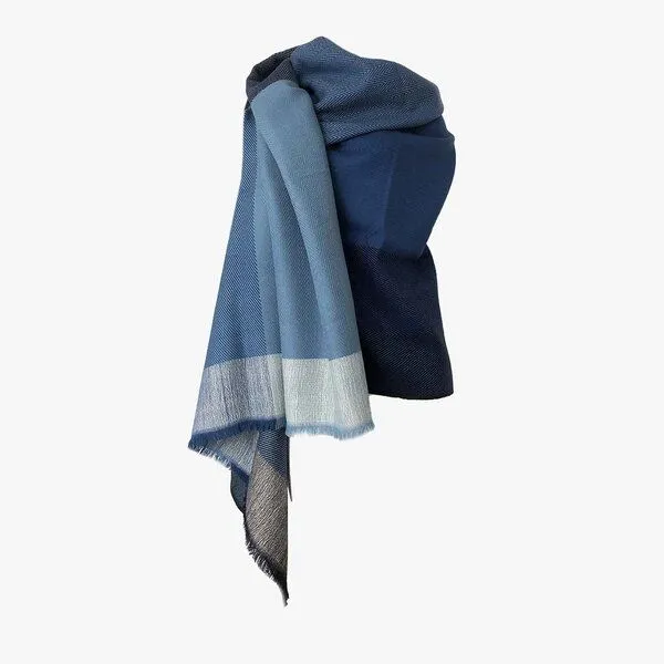 Fifth Origins Fifth Origins Damen Cape aus Bio-Wolle Infinity, Denim blue, – Produktbild 3 von 4