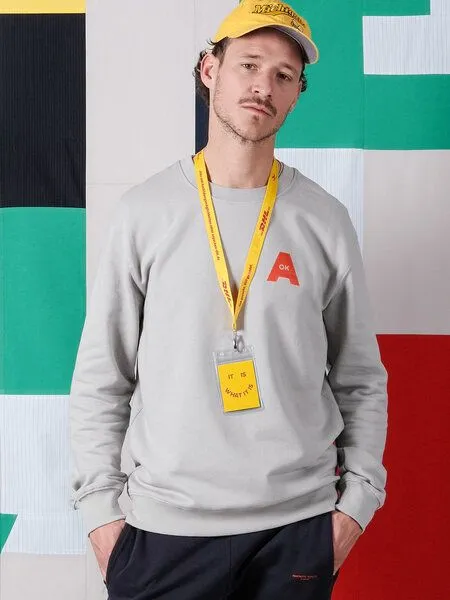 FANTASTIC REALITY STUDIOS Fantastic Reality Studios A-OK Sweatshirt – Bio-Baumwolle, Unisex, Grau, – Produktbild 4 von 4