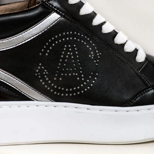 AGAZI AGAZI Blanka - grape leather sneakers (vegan, plant-based), Black, – Produktbild 3 von 4