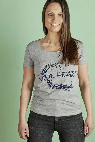 La Gitana La Gitana Shirt Eco Woman NIN Grau mit Statement, Grau meliert "blueheart", – Produktbild 2 von 4