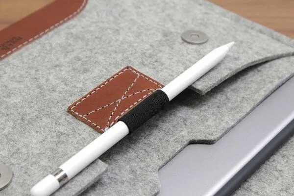 Pack & Smooch Pack & Smooch iPad Pro / Air 11", iPad Air 10.9" Merino Wollfilz Hülle Hampshire, Grau-hellbraun, – Produktbild 7 von 8