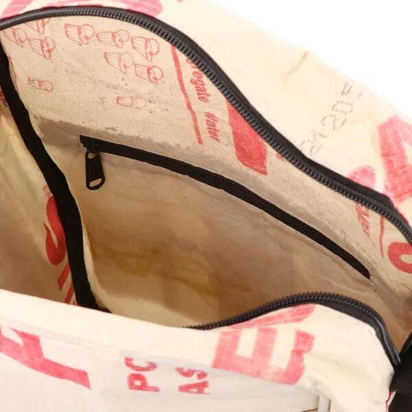 MoreThanHip MoreThanHip Unisex Umhängetasche aus recycelten Zement- oder Tierfuttersäcken - Kosal, Creme/rot - pegasus, – Produktbild 4 von 4