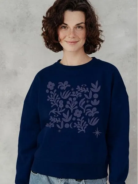 Kultgut Kultgut Artdesign - Biofair- Pulloversweater im Boxistyle / Flowers by Night, Dunkelblau, – Produktbild 1 von 4