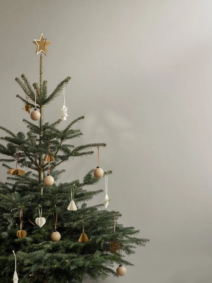 blomus Christbaumschmuck 4er Set -KAZARY- Weihnachtsschmuck, Anhänger, Weihnachtsdeko modern, 4er Set, zertifiziertes Papier, verschiedene Formen, Satinband, Grau, – Produktbild 4 von 4
