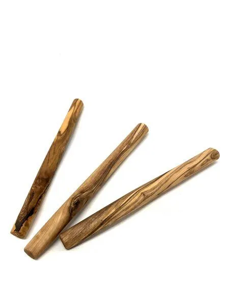 Olivenholz erleben Olivenholz erleben Kauknochen aus Olivenholz für kleine Hunde oder Katzen (3er Set) – Produktbild 4 von 4