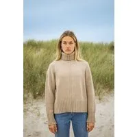 SALZWASSER KOLI – Wollstrick Rollkragenpullover (Damen) aus 100% recycelter Merinowolle (GRS) von SALZWASSER – Produktbild 1 von 1