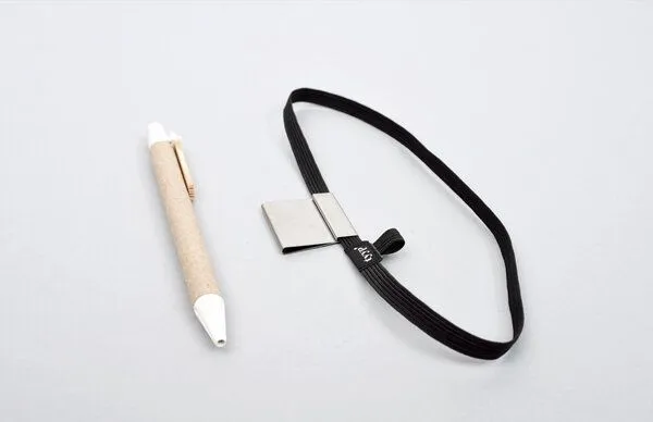 tyyp tyyp Stifthalter & Gummiband (Stiftschlaufe pen loop) - Schwarz – Produktbild 2 von 3