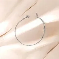 ELEKTROPULLI ELEKTROPULLI Superfeines zeitloses Armband mit feiner Struktur, 1mm schmal und optimal kombinierbar – Produktbild 1 von 1