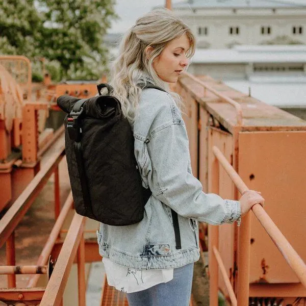Airpaq Airpaq Rucksack aus Automaterial, Schwarz, – Produktbild 2 von 4