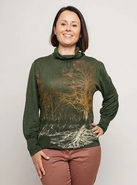 Peaces.bio - handbedruckte Biomode Peaces.bio - handbedruckte Biomode Leinenstrick-Pulli in Tannengrün, Tannengrün, – Produktbild 1 von 4