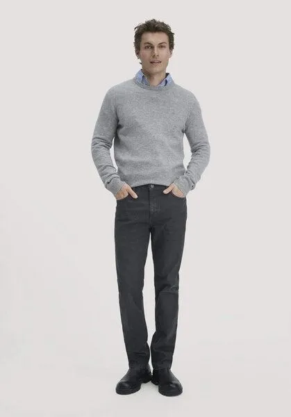 hessnatur hessnatur Jeans BEN Regular Straight BETTER RECYCLING aus Bio-Denim, Black washed, – Produktbild 1 von 3