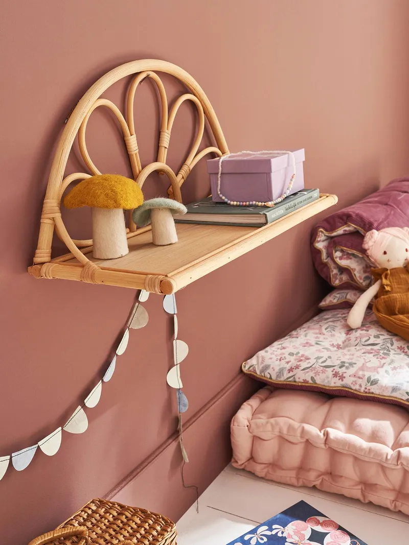 Vertbaudet Wandregal aus Rattan BOHO Kinderzimmer, Braun/blumenform, – Produktbild 1 von 4