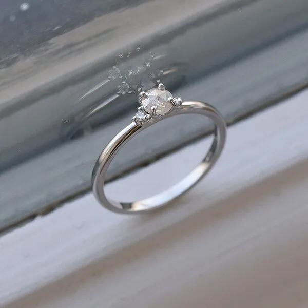 Eppi Eppi Verlobungsring mit Salt´n´Pepper Diamant Hye, Weiss, – Produktbild 2 von 4