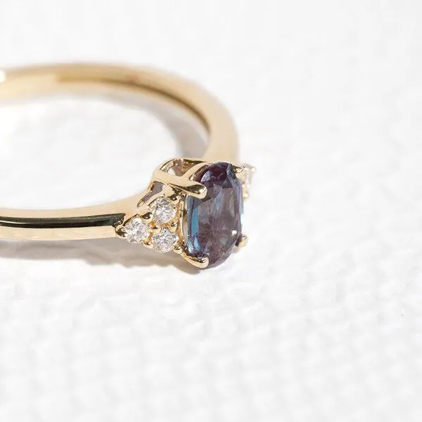 Eppi Eppi Verlobungsring mit Alexandrit und Diamanten Sheldo, Rosa, – Produktbild 2 von 4