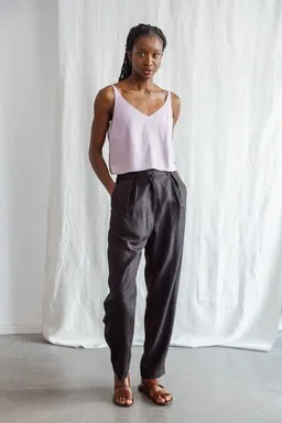 Jyoti - Fair Works Jyoti - Fair Works Hanf/Tencel Bundfaltenhose Vishraam – Produktbild 1 von 1
