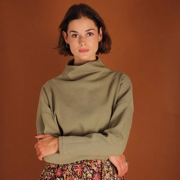 ManduTrap ManduTrap Stehkragen Pullover Dori in olive, sand, grau meliert, Biobaumwolle, Grün, – Produktbild 4 von 7