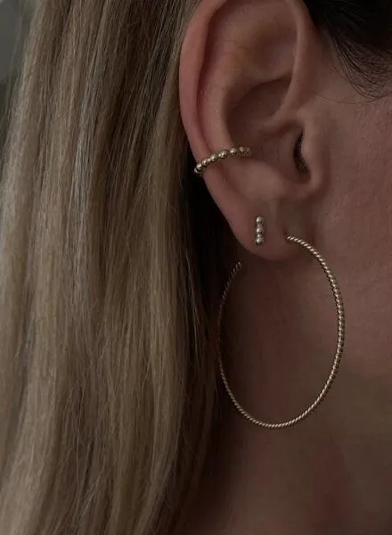 noemvri fashion label noemvri fashion label Kugel-earcuff Lucy, Gold, – Produktbild 3 von 4