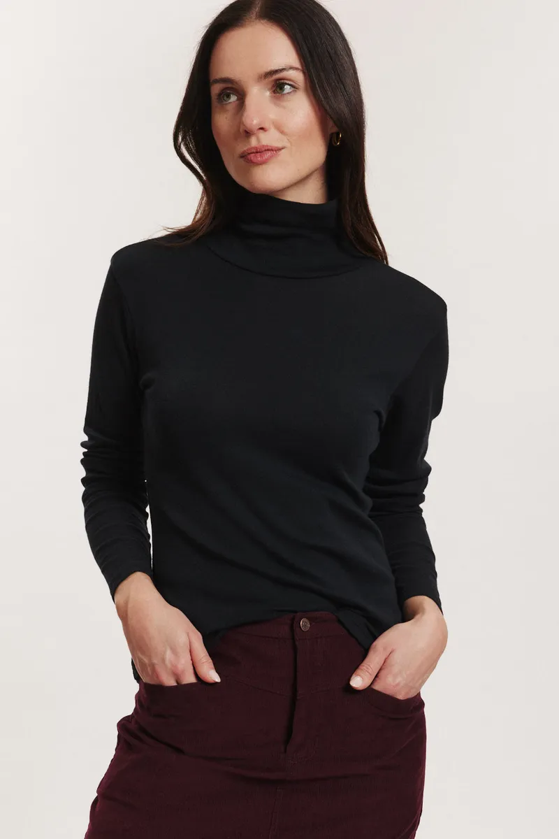 Tranquillo Tranquillo Longsleeve Marryy aus Biobaumwolle, Black, – Produktbild 2 von 6