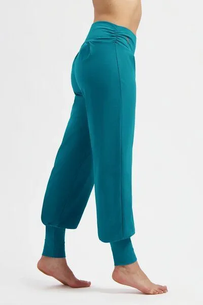 Urban Goddess Urban Goddess Yoga Hose Dakini, Riverstone (petrolblau), – Produktbild 3 von 4