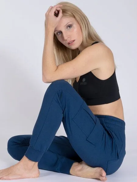 Magadi Magadi Cargo Yoga- und Jogginghose LUCY aus Naturmaterial, Blau, – Produktbild 3 von 4