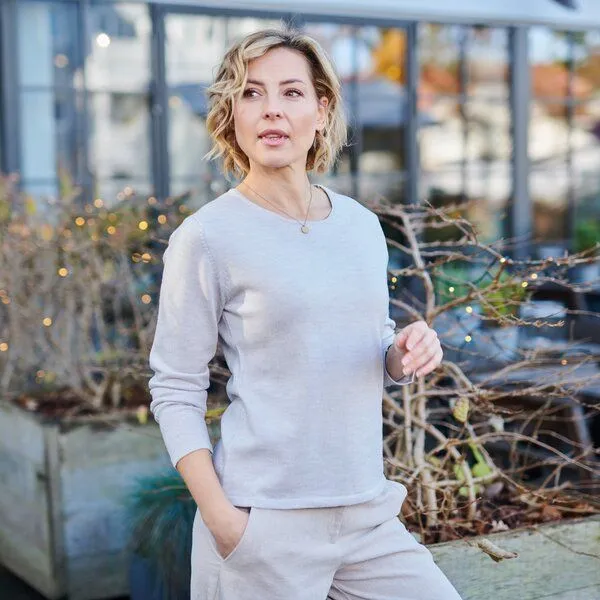 Kokon Zwo Kokon Zwo Basic Pullover 100% Merinowolle (kbT), Graumelange, – Produktbild 2 von 2