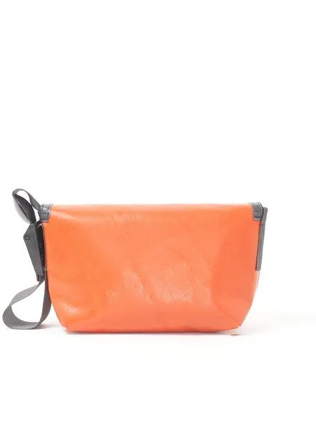 Freitag Freitag F41 Hawaii Five-O - red (000004026844) – Produktbild 3 von 3