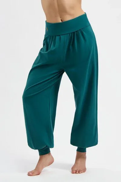 Urban Goddess Urban Goddess Rhea Yoga-Hose mit lockerer Passform, Seamoss (grün), – Produktbild 1 von 4