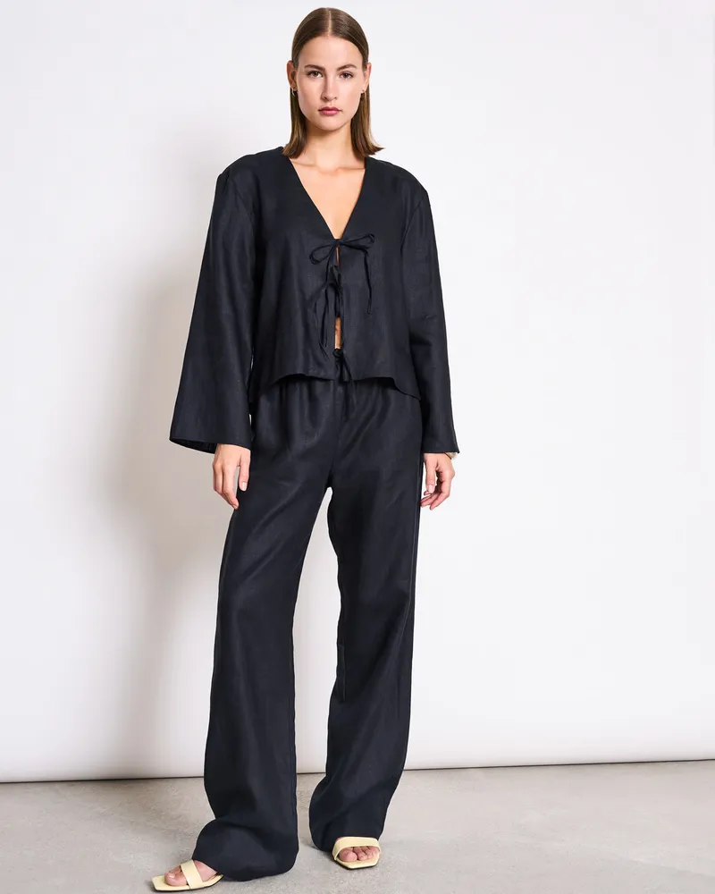 JAN N JUNE JAN 'N JUNE Damen vegan Bluse Skagen Schwarz, Schwarz, – Produktbild 1 von 2