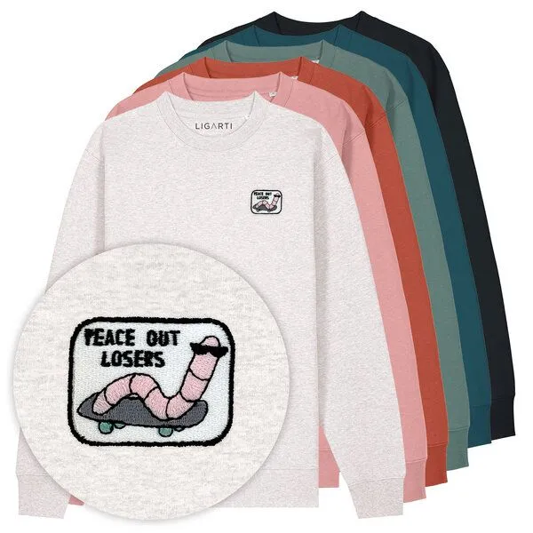 LIGARTI Bestickter Pullover – Ollie der Skater-Wurm – LIGARTI Tiermanufaktur, Hellgrau, – Produktbild 2 von 3
