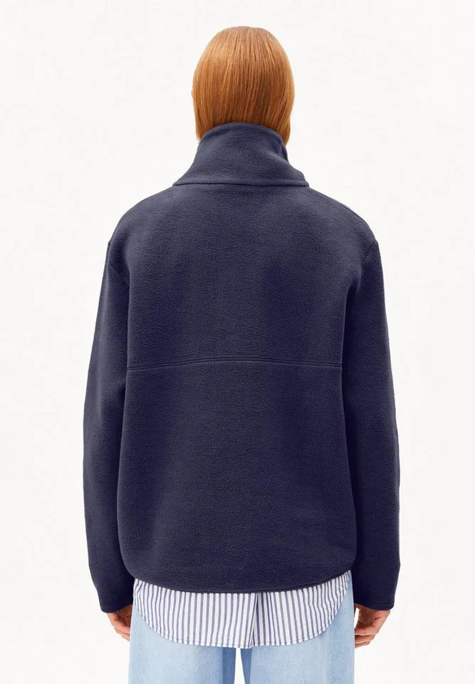 ARMEDANGELS ARMEDANGELS Sweatshirt HAARLEENAA Fleece-Sweatshirt aus Bio-Baumwolle Oversized Fit, Blau, – Produktbild 4 von 5