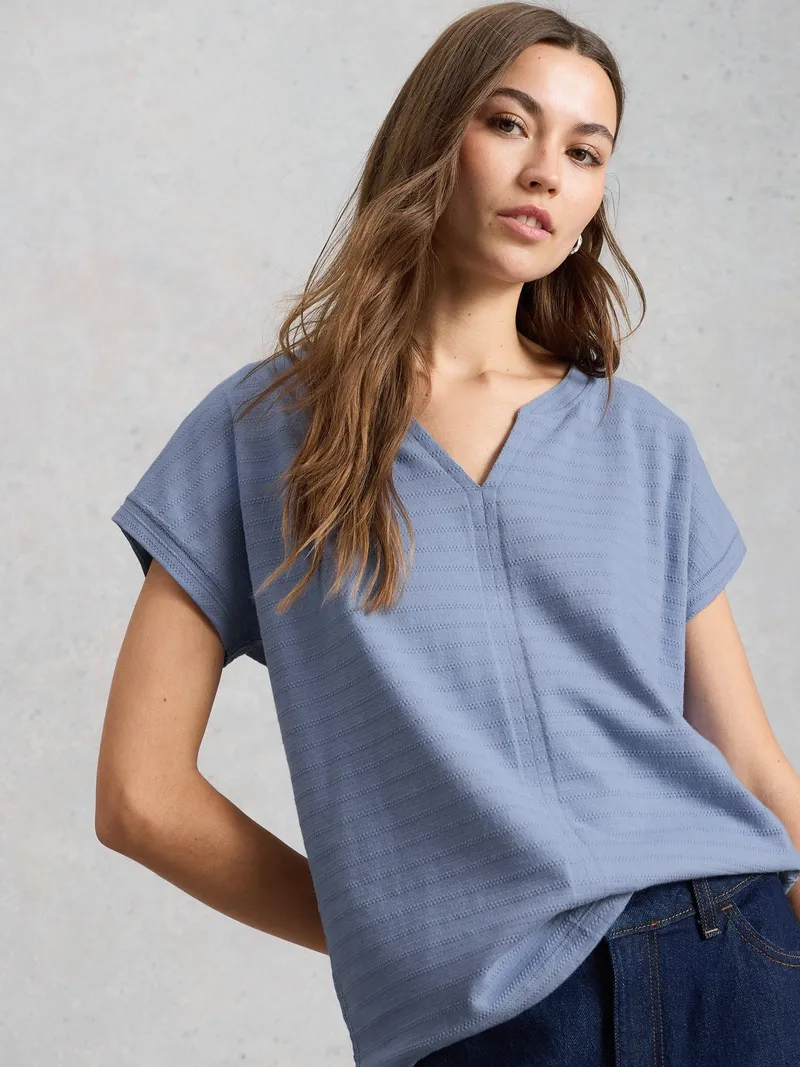 White Stuff T-Shirt Nelly mit Keilausschnitt - 42, Mittelblau, – Produktbild 1 von 4