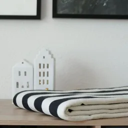 RIEMA Germany RIEMA Germany weiche Kuscheldecke aus hochwertiger Bio-Baumwolle SVEA - Made in Germany – Produktbild 1 von 1