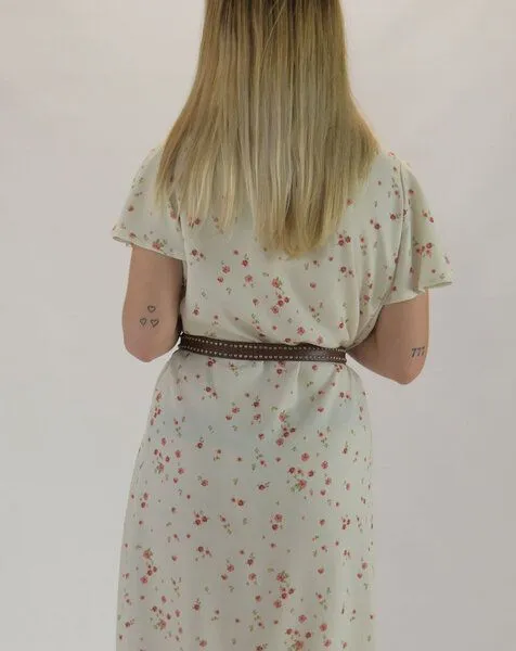 Aatise Aatise Shiftkleid Zelda mit Schmetterlingsärmel, oranger Druck, 100% EcoVero, Weiss, – Produktbild 4 von 4