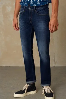 Kings Of Indigo Kings Of Indigo Ryan Straight Fit Clean Medium Used – Produktbild 1 von 1