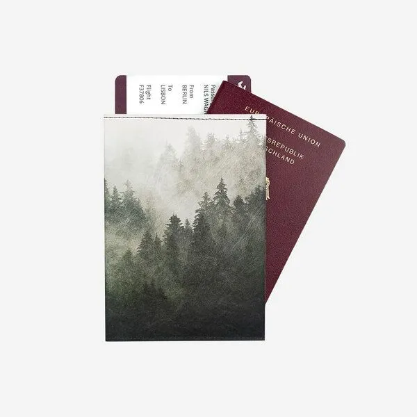 paprcuts paprcuts RFID Reisepasscover, Foggy morning (grün), – Produktbild 1 von 3