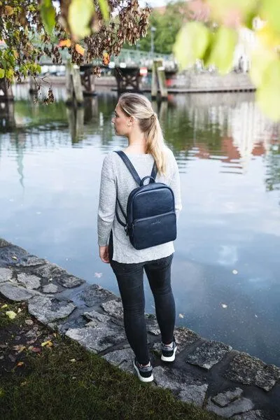 manbefair manbefair City Rucksack Louisa Eco-Leder, Blau, – Produktbild 3 von 3