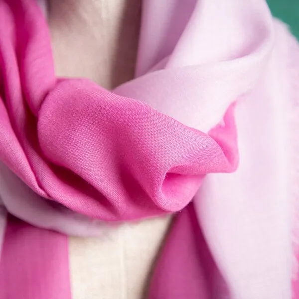 nahtur-design nahtur-design 2 Wolltücher "hauchfein", Rosa-pink (rosa), – Produktbild 3 von 4