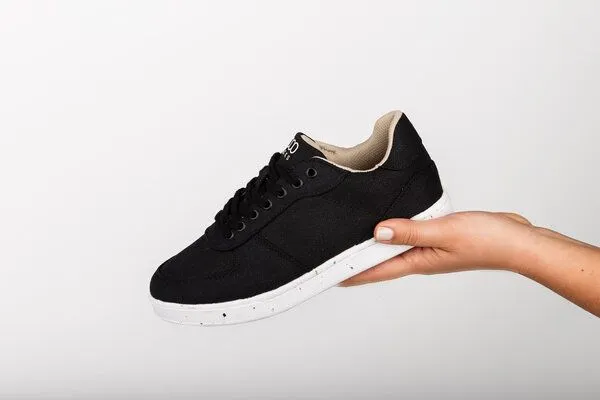 8000Kicks 8000Kicks Seeker Schwarz und Weiß - Wasserabweisender Hanfschuh – Produktbild 4 von 4