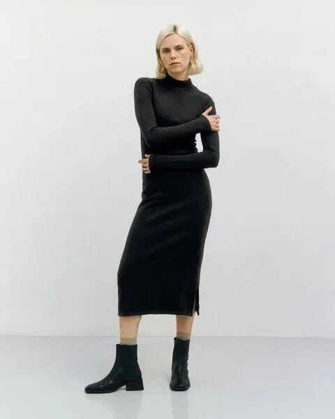Rotholz Rotholz Mock Neck Kleid aus Rippenstrick, Schwarz, – Produktbild 2 von 4