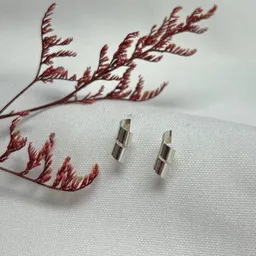 pakilia pakilia Ohrstecker "Cairel" – Produktbild 1 von 1