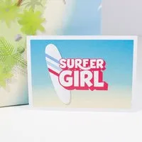Bow & Hummingbird Bow & Hummingbird Postkarte Surfer Girl – Produktbild 1 von 1