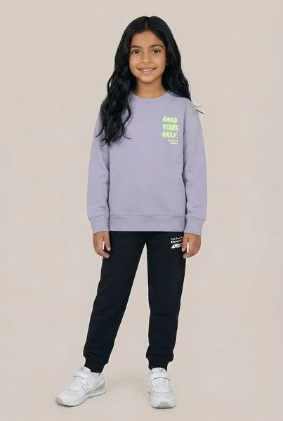 THE FACE OF ELEMENTS The Face of Elements Good Vibes Only - Relaxed Fit Kids Sweatshirt aus 100% Bio-Baumwolle, Lavender (lila), – Produktbild 2 von 4