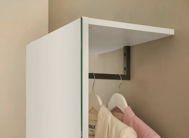 Furn.Design Kompaktgarderobe Center (Flurgarderobe in weiß matt, 50 x 200 cm) mit Spiegel, Schuhablagen und Kleiderstange, Weiß, – Produktbild 4 von 5