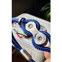 ARTHURKOPF ARTHURKOPF Armband aus Fahrradkettenglied und Paracord, Blau, – Produktbild 2 von 5