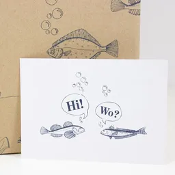 Bow & Hummingbird Bow & Hummingbird Postkarte "Treffen sich 2 Fische" – Produktbild 1 von 1