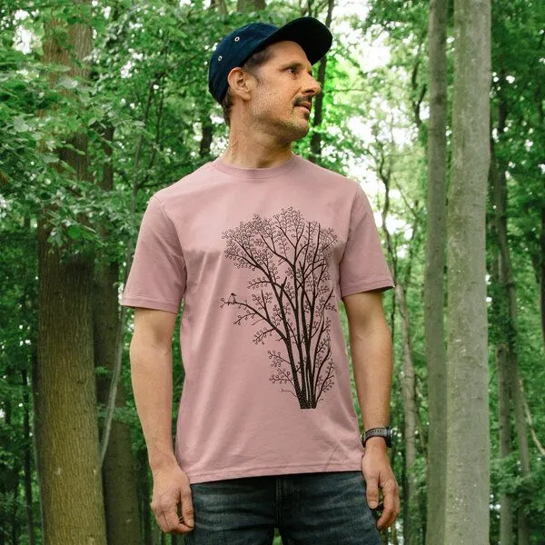 Cmig Cmig Herren T-Shirt Erle mit Elster / T-Shirt mit Baum, Lilac dream (rosa), – Produktbild 1 von 4