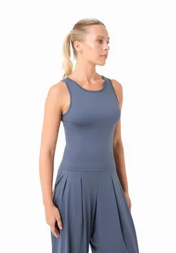 ORGANICATION ORGANICATION ANNYA | Sportliches Tanktop aus recyceltem Polyamid – Produktbild 1 von 1
