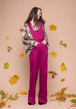 Atelier SNOW Atelier SNOW Latzhose Fuchsia aus 100% Bio-Baumwolle – Produktbild 1 von 1