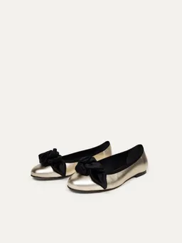 BIKKOU BIKKOU Damen vegan Ballerinas 930am Hearing In Court Hellgold – Produktbild 1 von 1