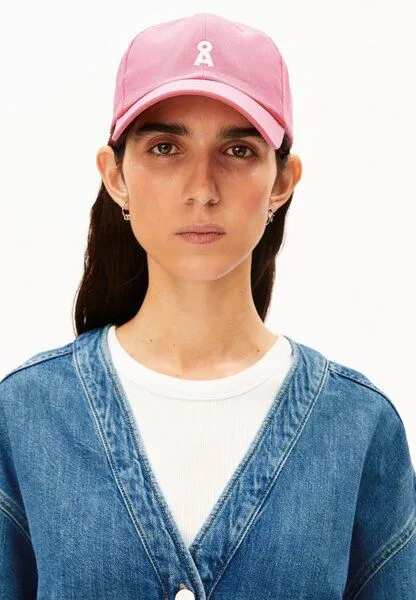 ARMEDANGELS ARMEDANGELS YENAAS BOLD Unisex Kappe aus Bio-Baumwolle, Washed berry, – Produktbild 1 von 5